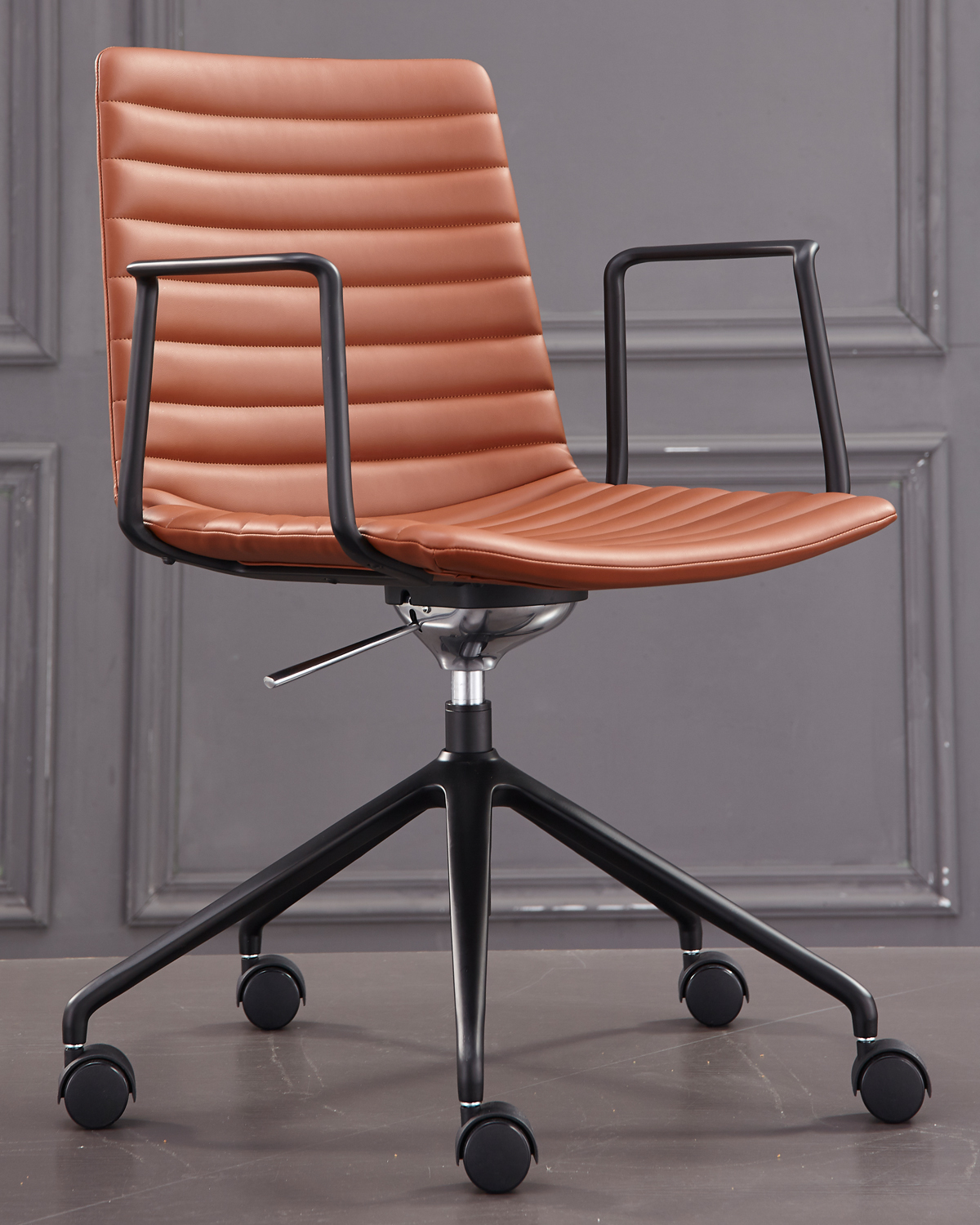 Lulu Guest Chair