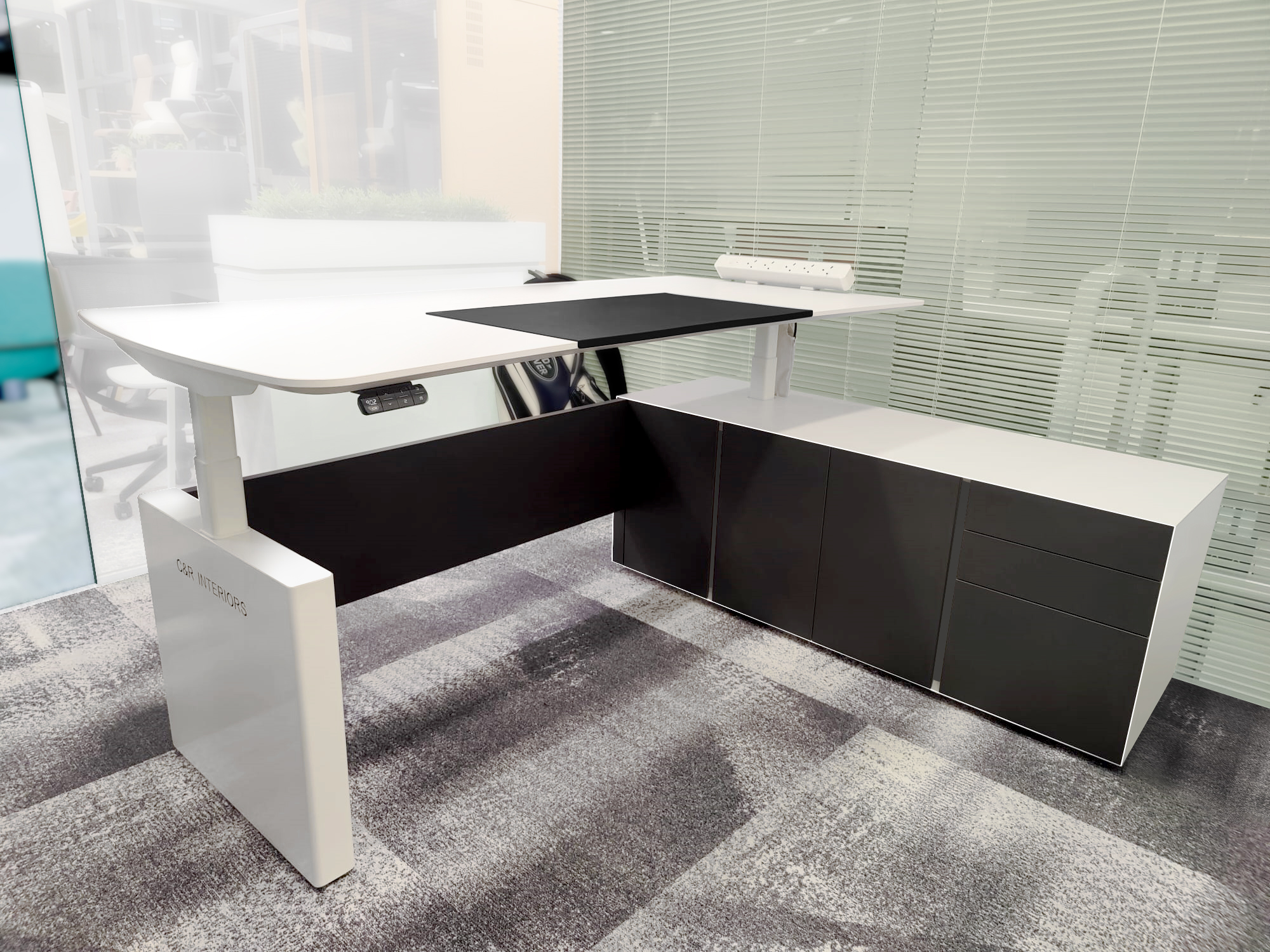 VT Lux - Height Adjustable